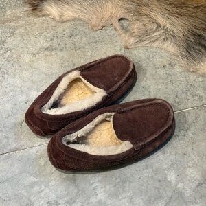 Kid’s Brown Ugg Slippers